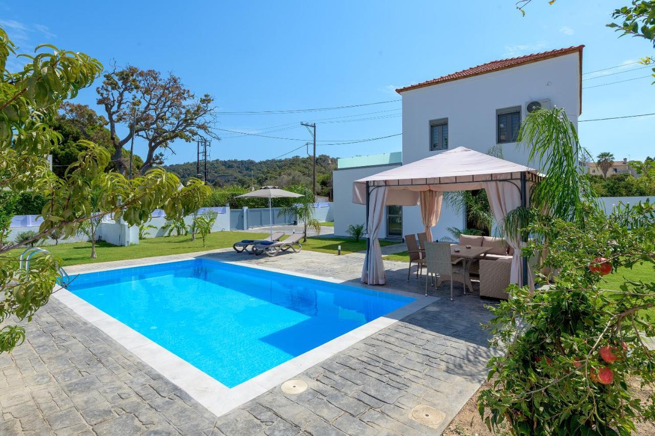 Villa Costa Иксия Екстериор снимка