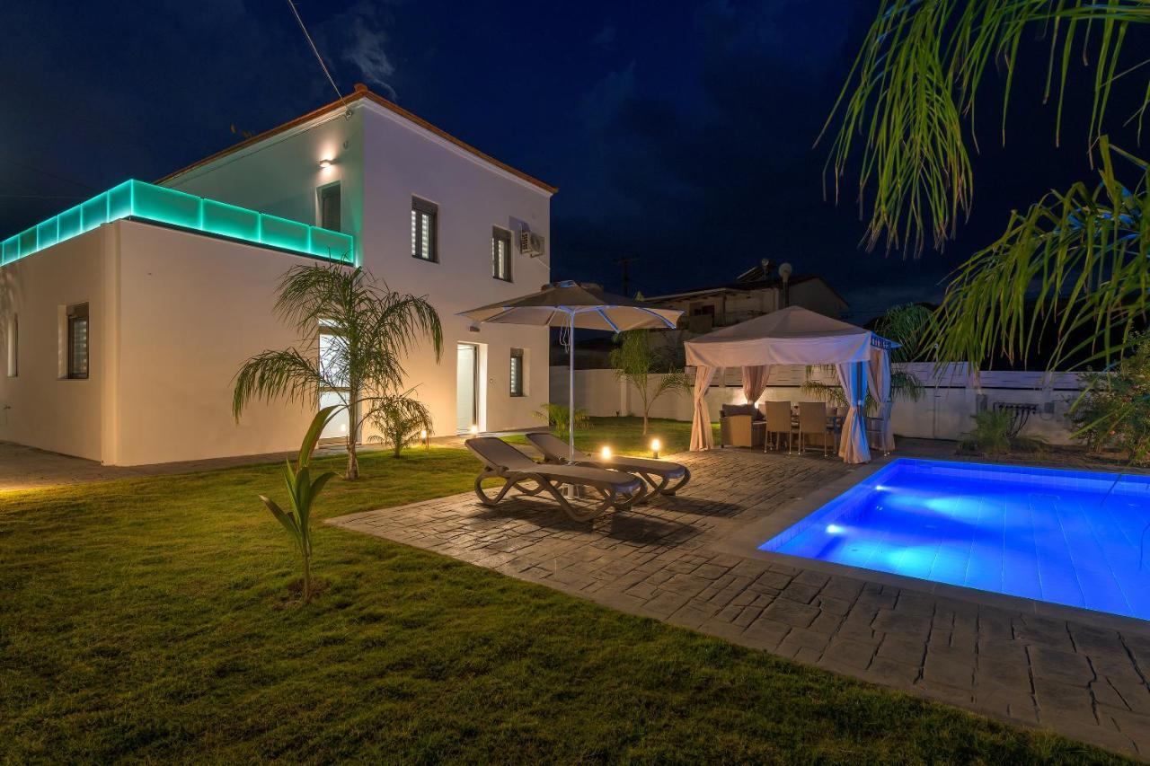 Villa Costa Иксия Екстериор снимка