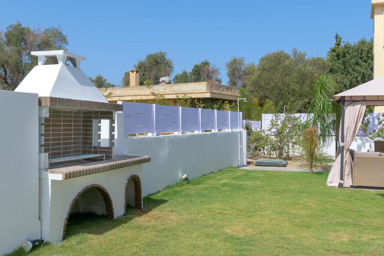 Villa Costa Иксия Екстериор снимка