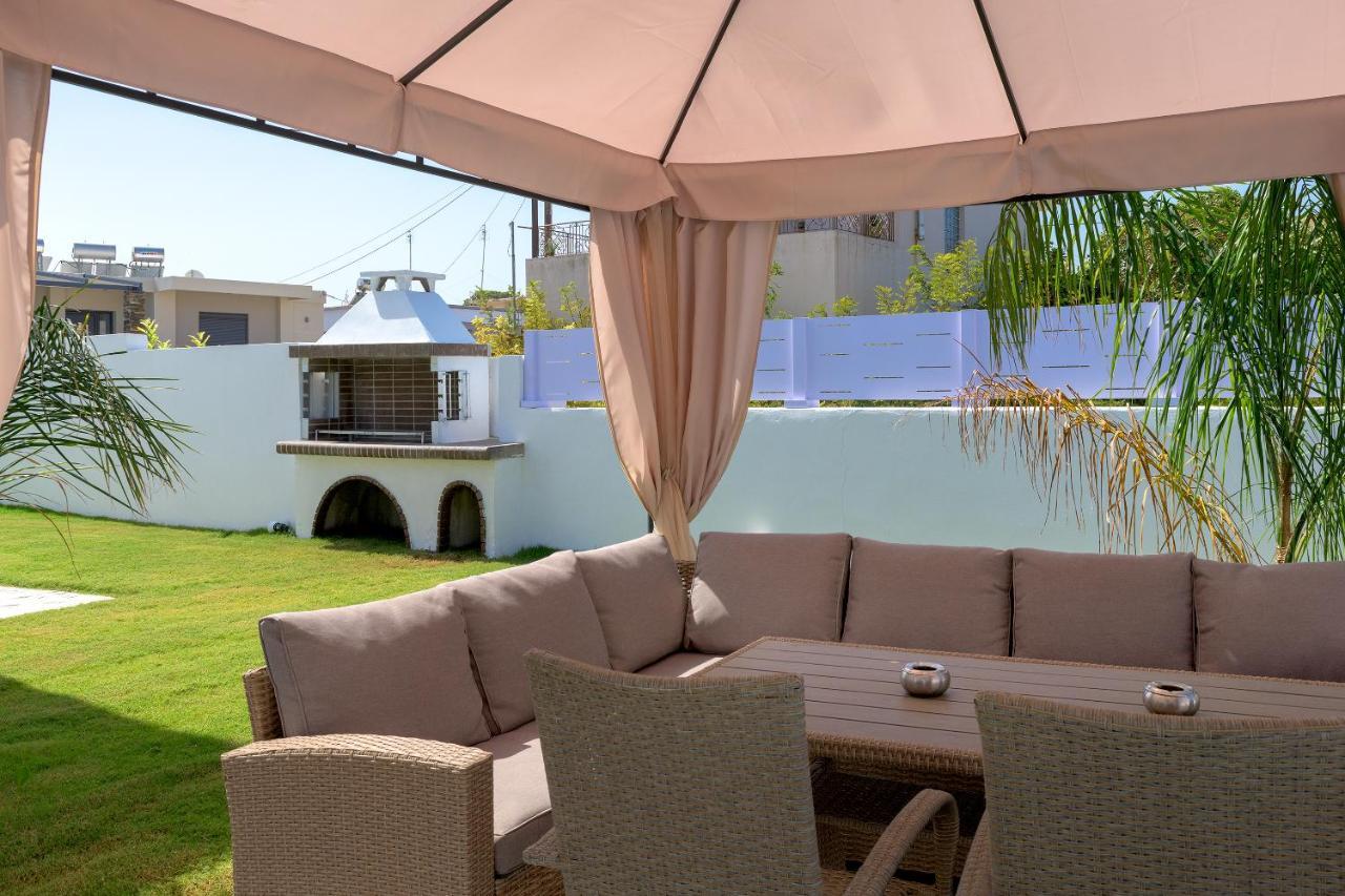 Villa Costa Иксия Екстериор снимка